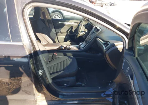 2015 Ford Fusion Se z USA, uszkodzony, nr VIN 3FA6P0H75FR295845